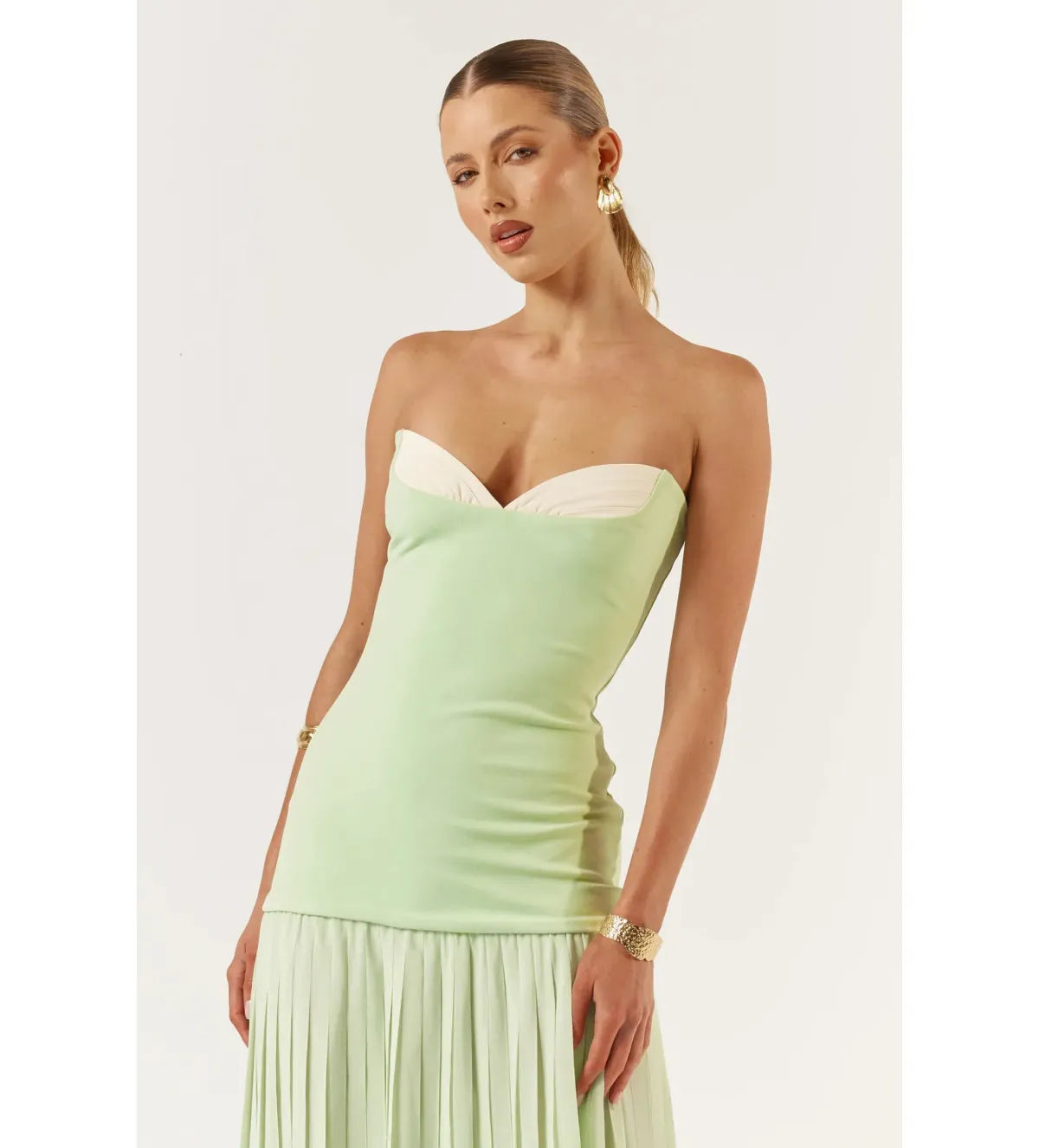 She is Olla Nicolette Maxi Dress Green Size 8/XS - Image 4
