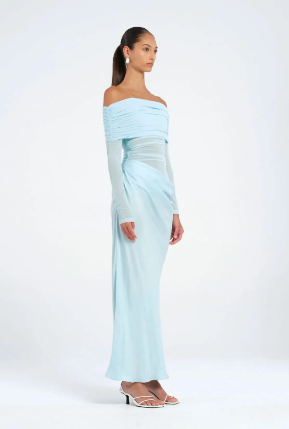 Benni Yasmin Off Shoulder Dress in Baby Blue Size 6 - Image 2
