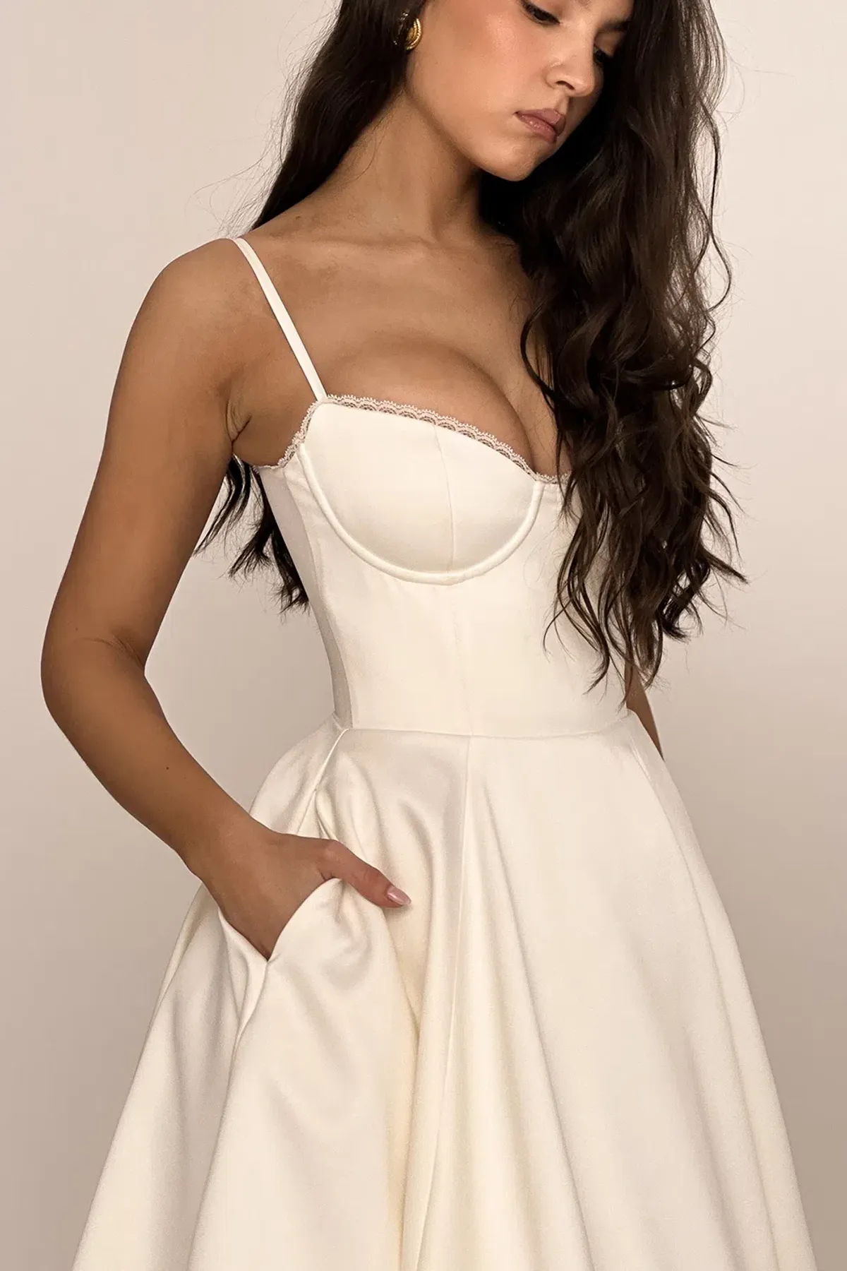 House of CB Mademoiselle White Tull Midi Dress Size AU 6 - Image 6