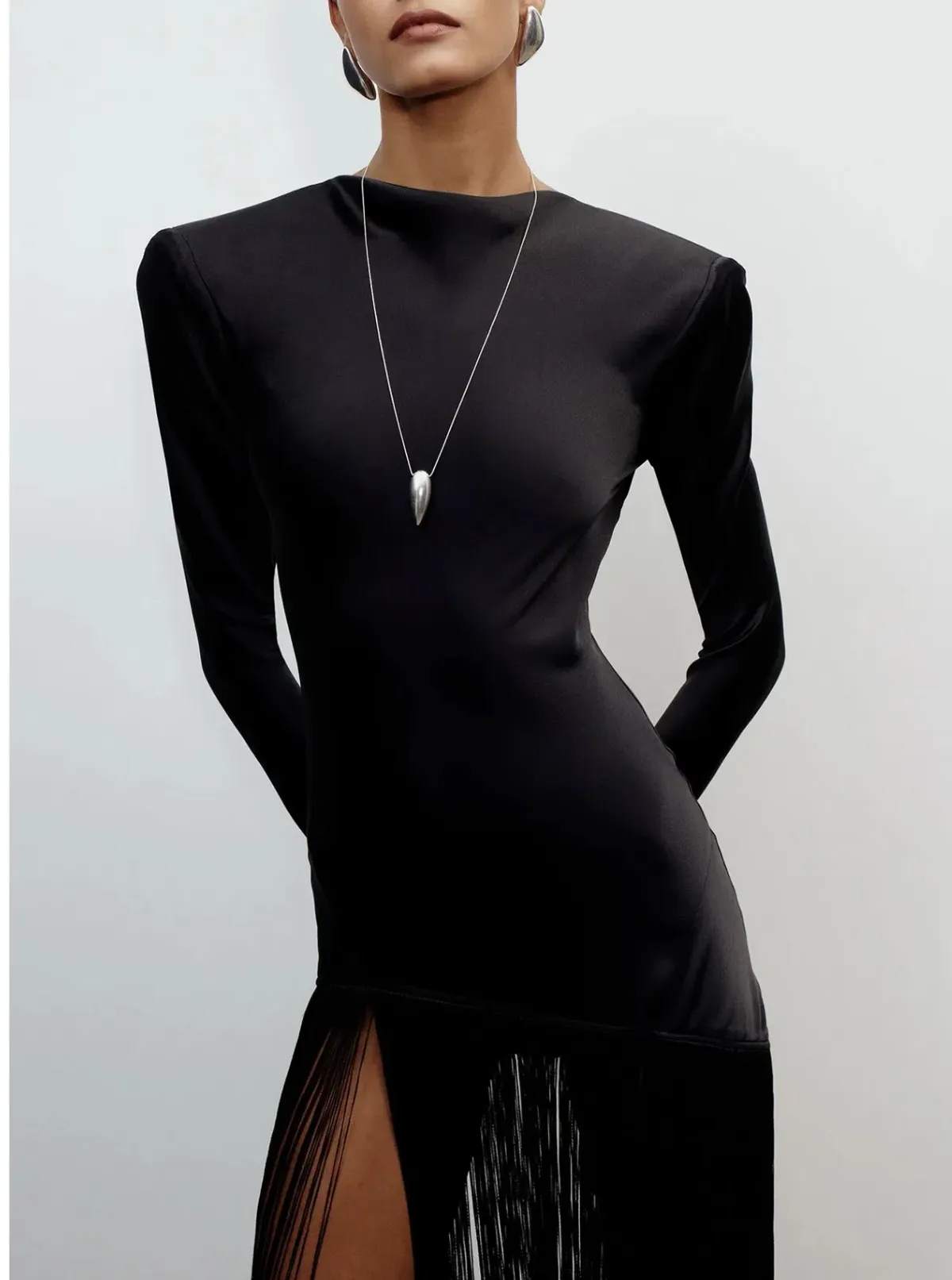 THE NEW ARRIVALS by İlkyaz Özel Vesper in Casino Royale Maxi Dress Black Size 8/S - Image 2