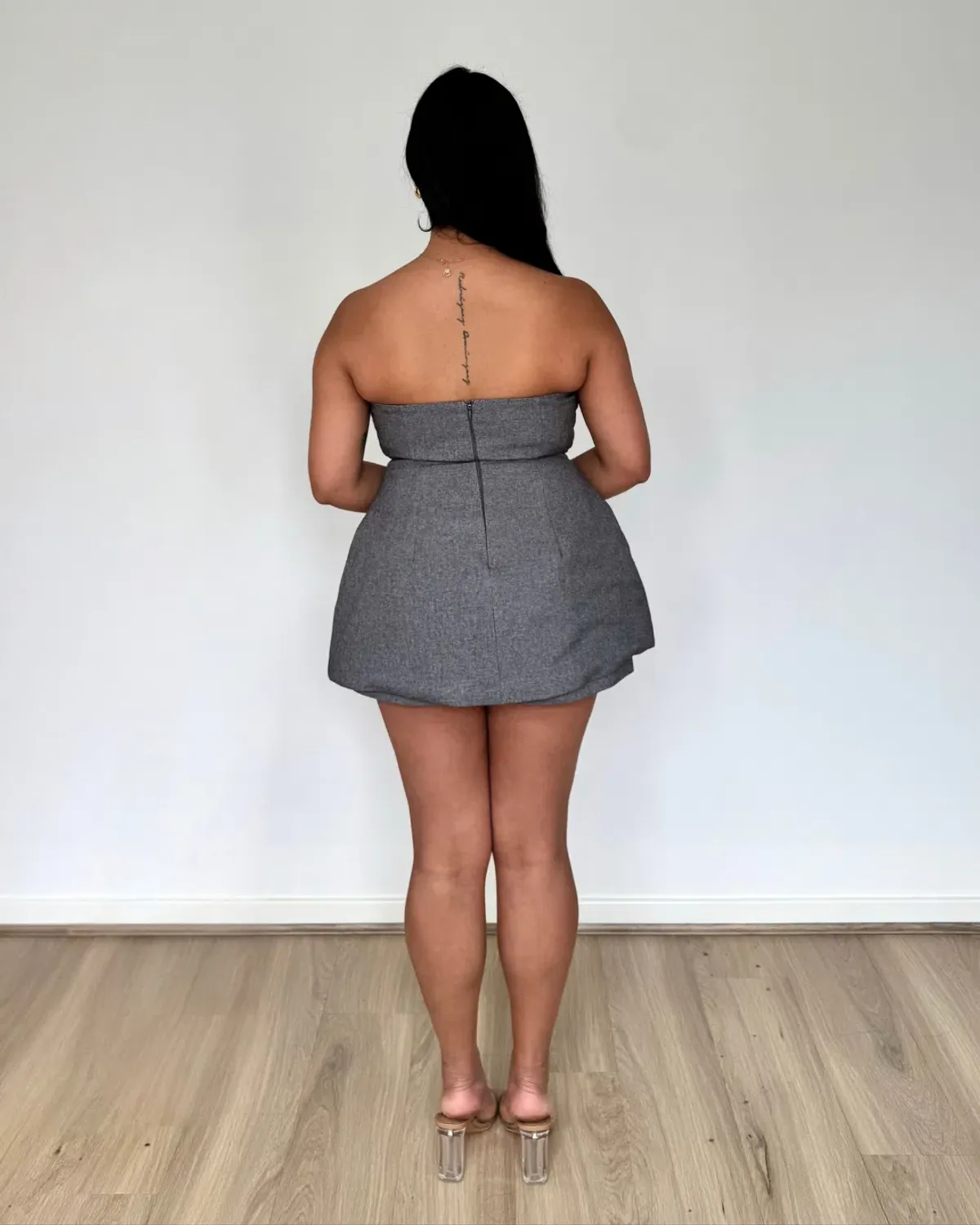 Justin Tong Kodie Bustier and Shorts Set Grey Size 10 - Image 5