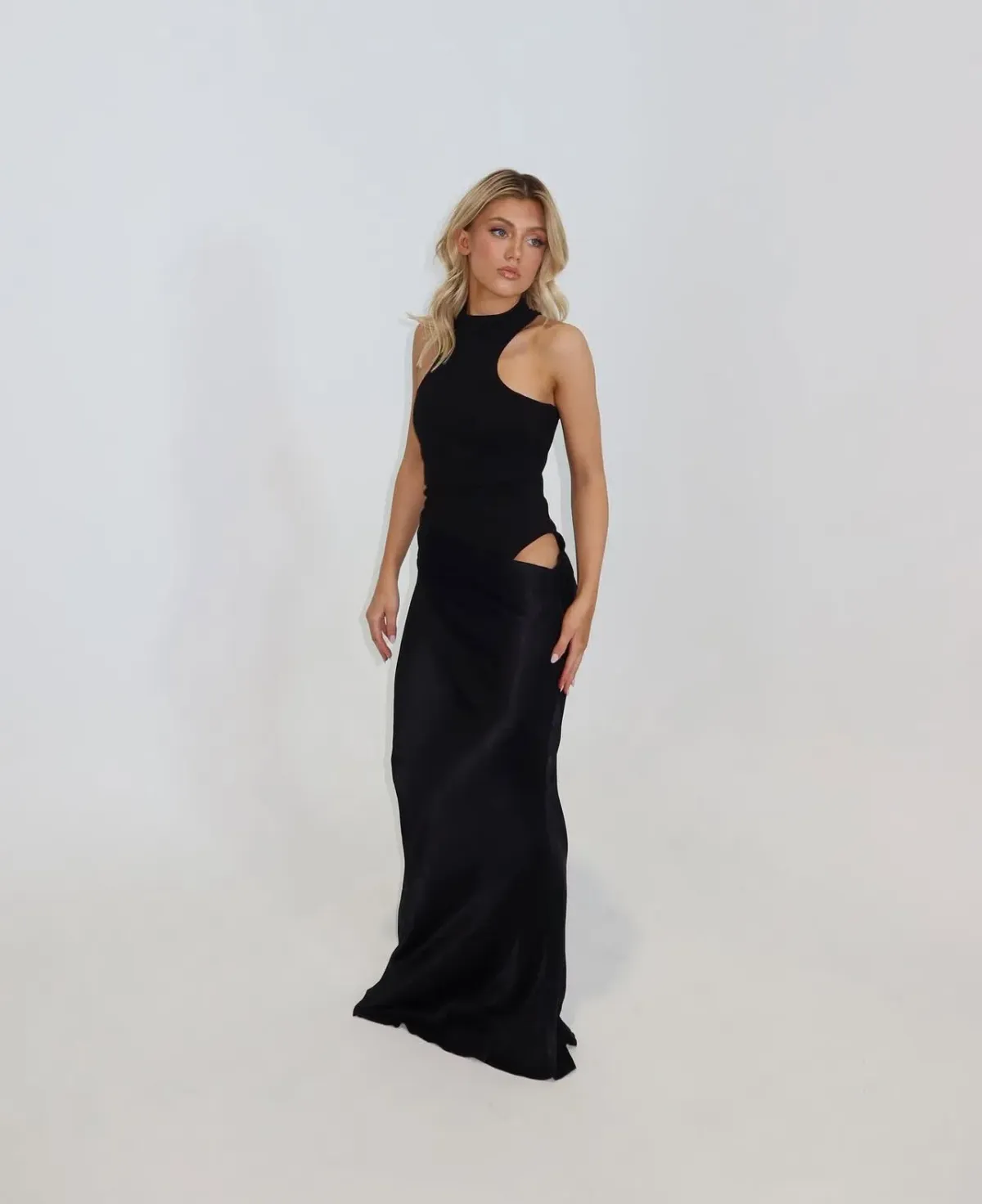 Camila Coelho Estella Maxi Dress , Black Size 6 - Image 3