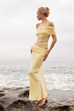 Benni Nico Off Shoulder Maxi Dress in Butter Yellow Size 12 for rent on The Volte - image 2