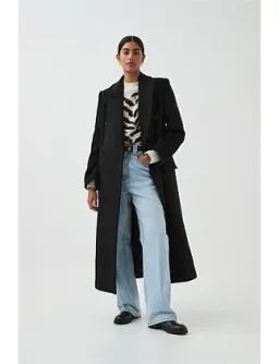 CARTER COAT for rent on The Volte - image 1