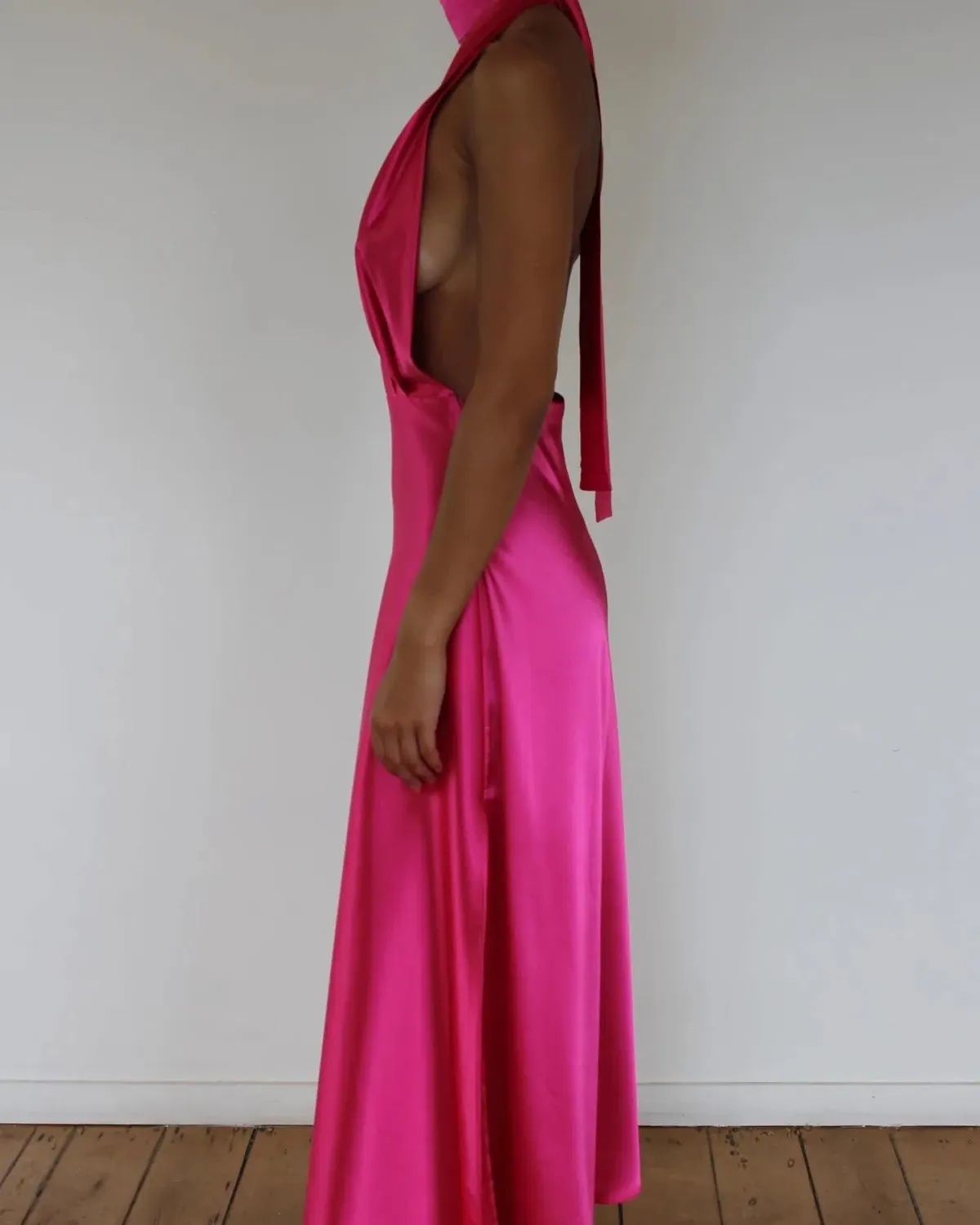 YLD Design Halter Maxi Dress in Hot Pink Size S/ AU 8 - Image 3