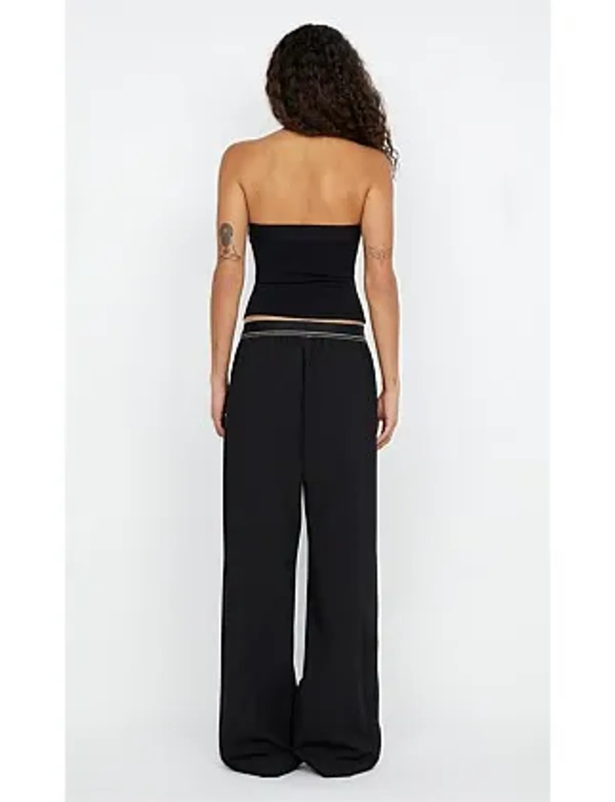 SKYLER HALTER TOP - Image 3