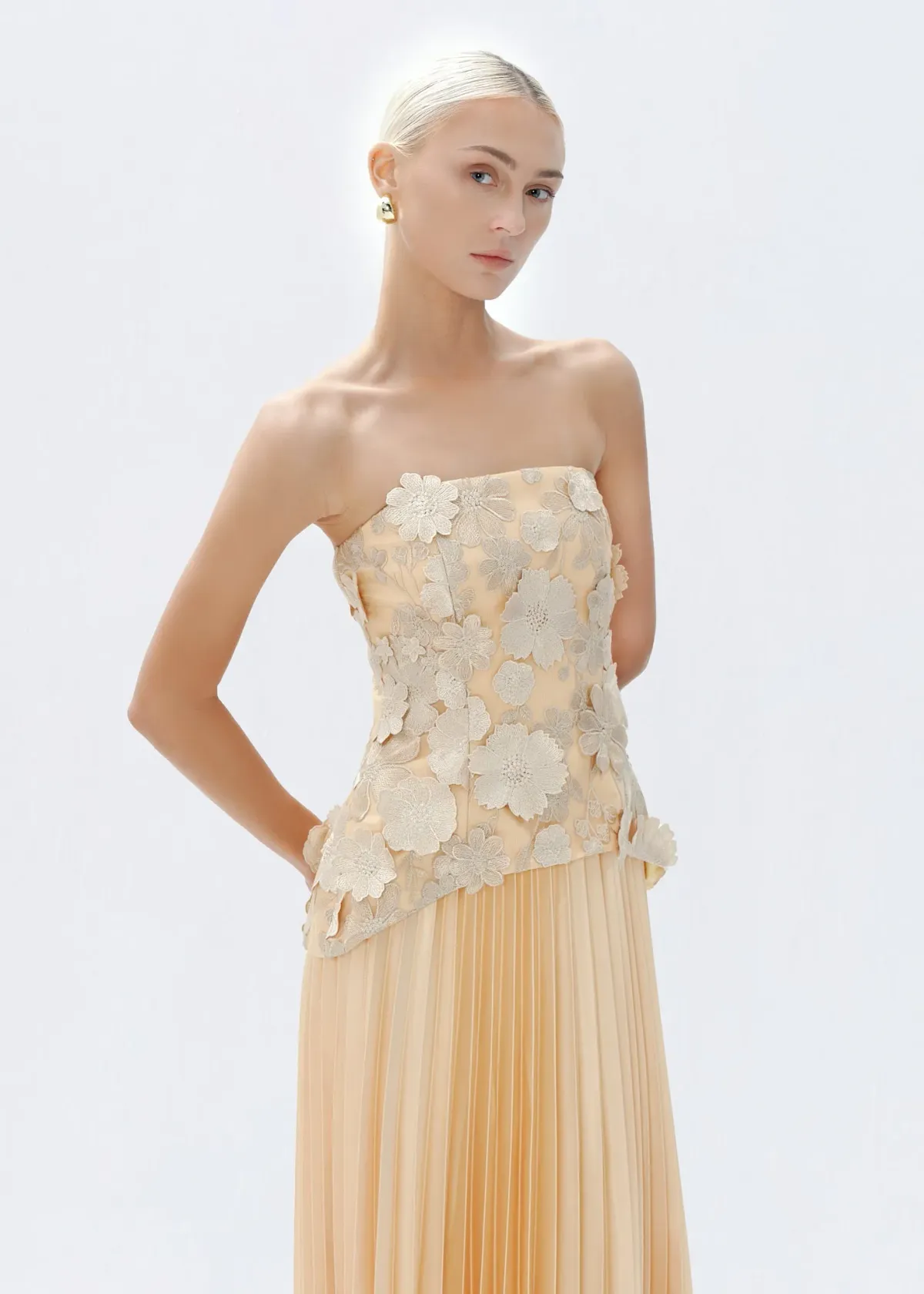 Justin Tong Cascade Pleated Maxi Gown Gold Size AU 14 - Image 5