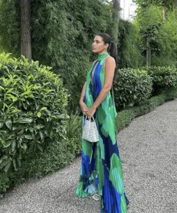 L'IDEE OPERA GOWN IN CAPRI GREEN SIZE 10 for rent on The Volte - image 5