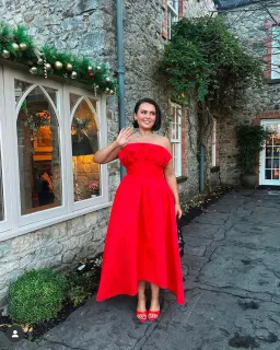 Elliatt Laurel Sleeveless Maxi Dress size 16 Red for rent on The Volte - image 4