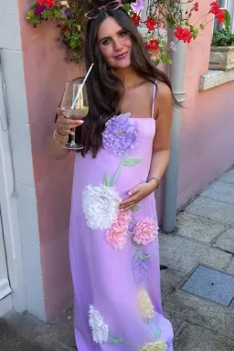 Elliatt Buttercup Embroidered Maxi Dress size 14 Purple for rent on The Volte - image 2