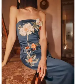 Leo Lin Rayna Appliqué Floral Bustier Maxi Dress Pear Blossom Size AU 12 for rent on The Volte - image 4