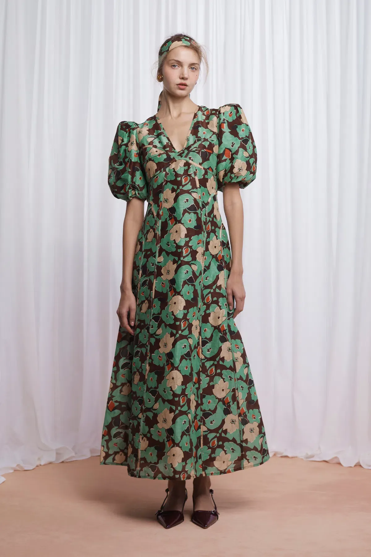 Lovaan Adeline Silk Linen Green Floral Size 8 - Image 2