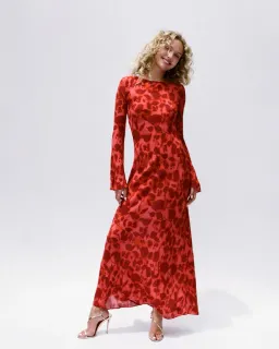 Realisation Par Gia red  for rent on The Volte - image 3