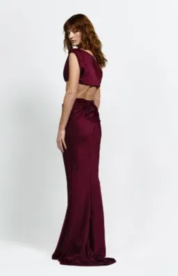 Effie Kats Perez Set Maxi Burgundy Size 10  for rent on The Volte - image 2