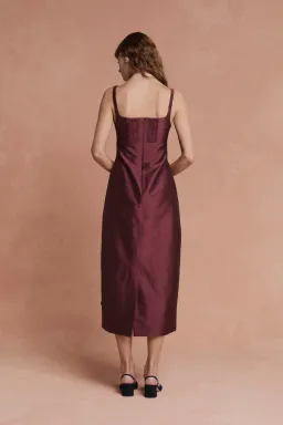 Lovaan Camilla Dress Plum Size 14 for rent on The Volte - image 2