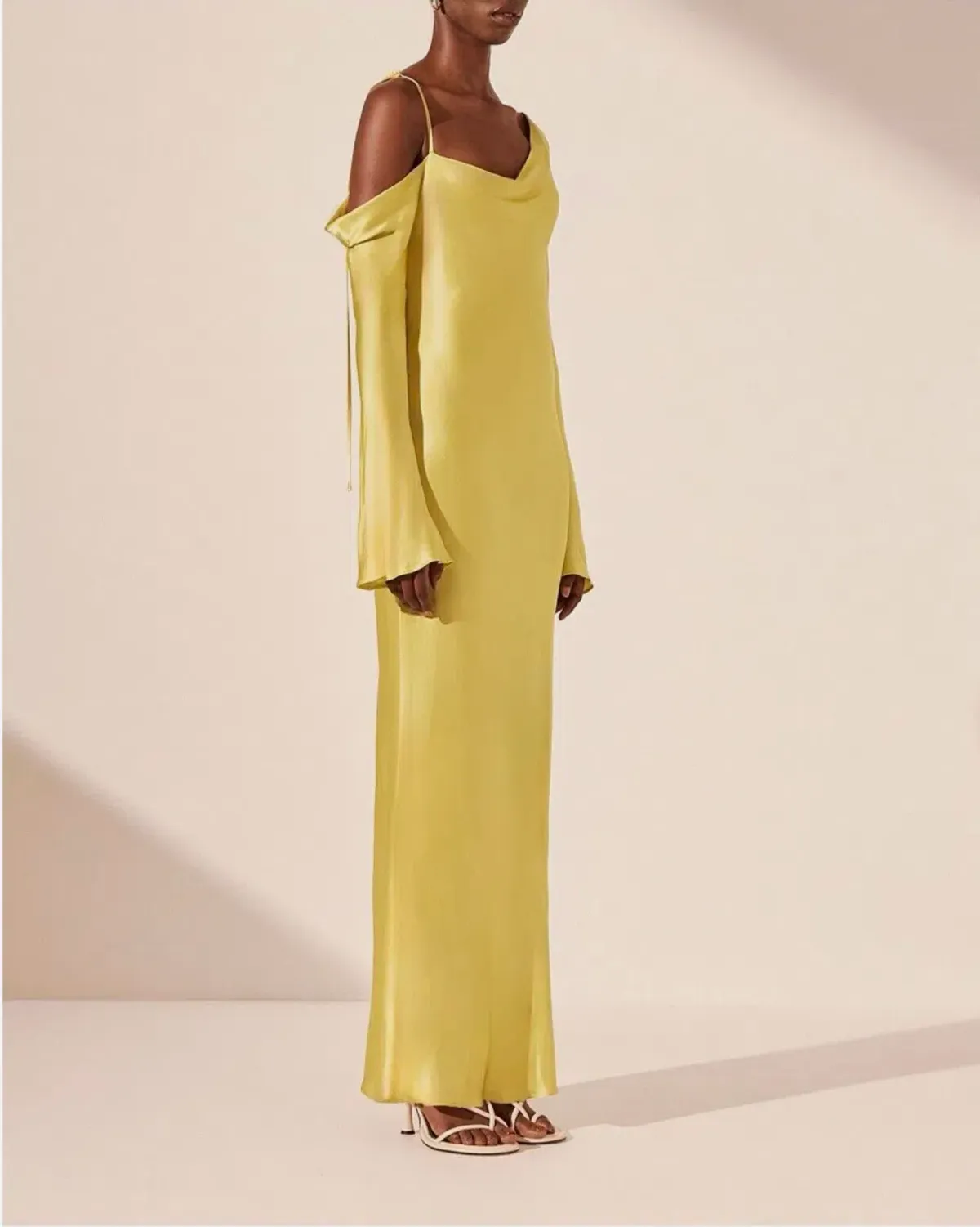 Sofia Asymmetrical Long Sleeve Long Sleeve Maxi Dress - Lime - Image 2