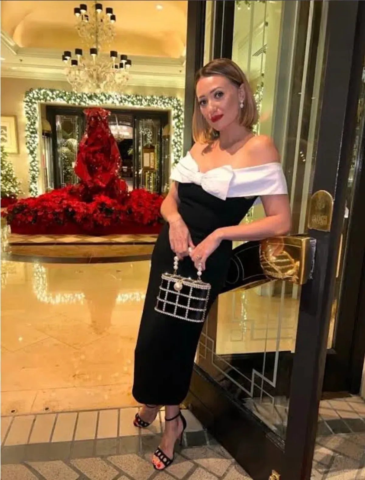 Rebecca Vallance Hepburn Midi Black/White Size 16 - Image 1