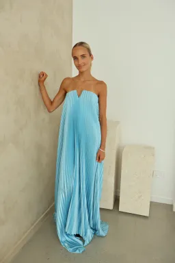 L'Idee Black Tie Gown Ice Size AU 10 for rent on The Volte - image 4