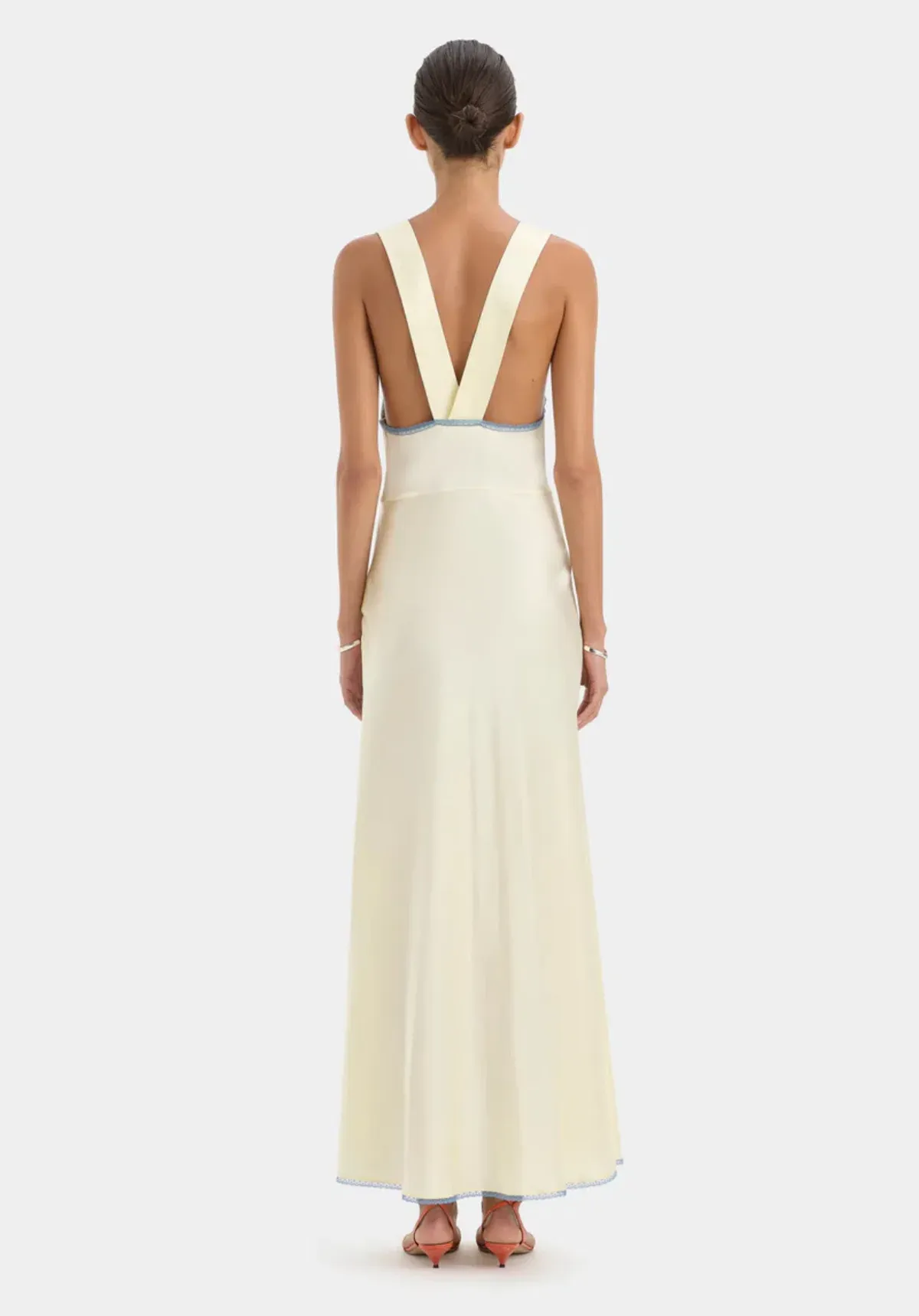 SIR Aries gown butter size 3 - Image 2