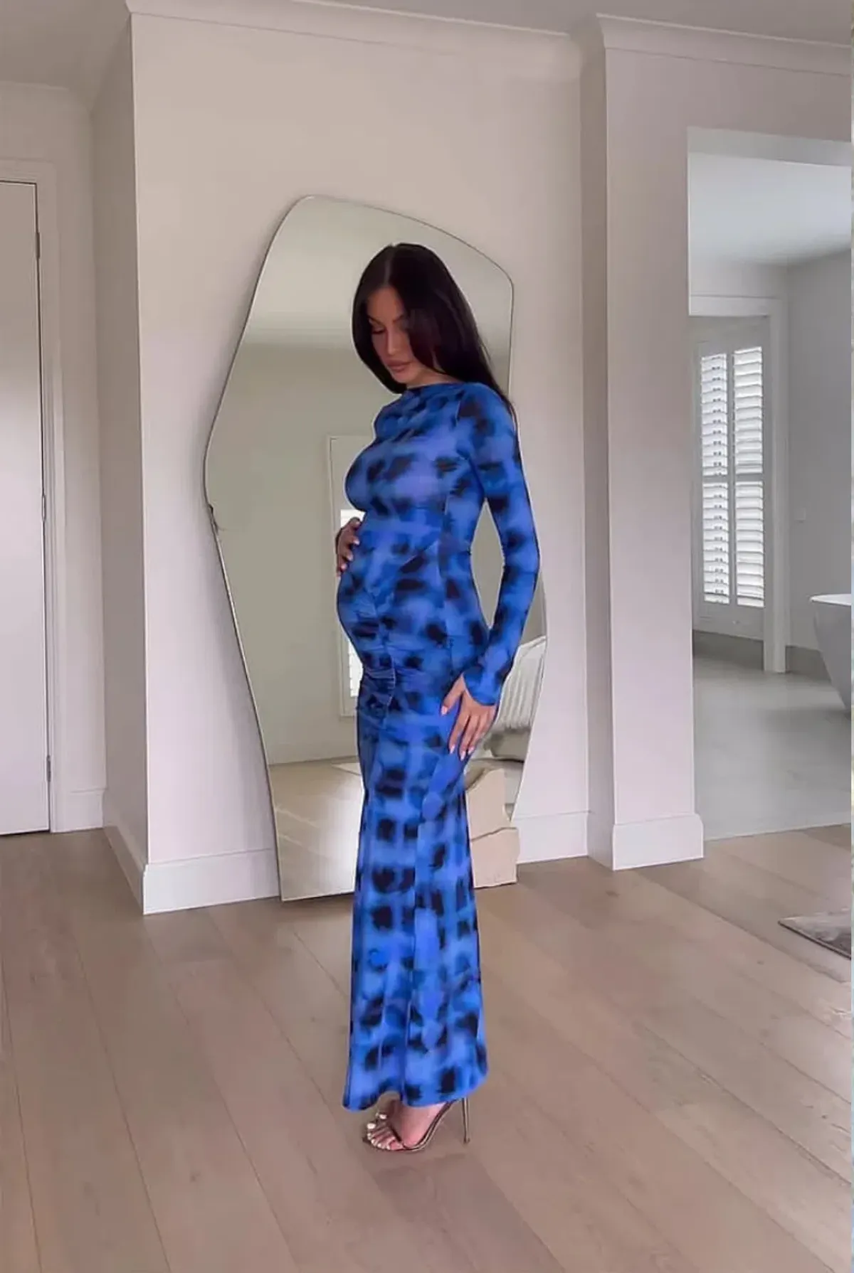 Suboo SHIBORI LONG SLEEVE ROUCHED MAXI DRESS - size S - Image 3