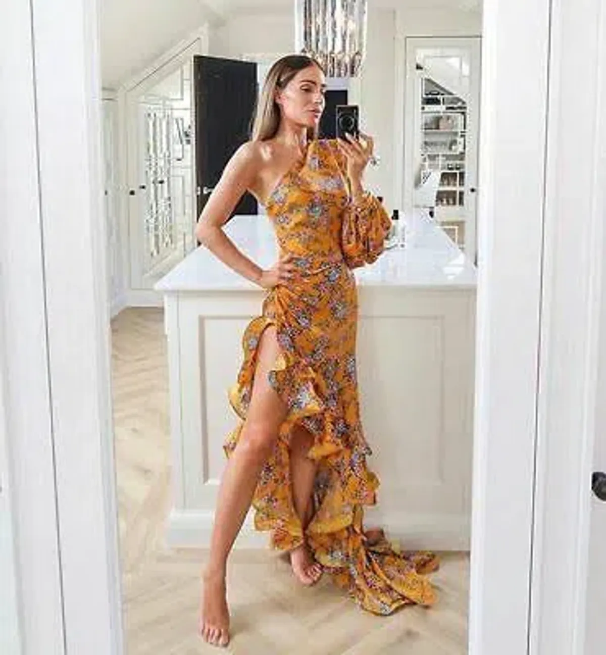Bronx and Banco Hanna Gown Yellow Floral 10 M Medium - Image 4
