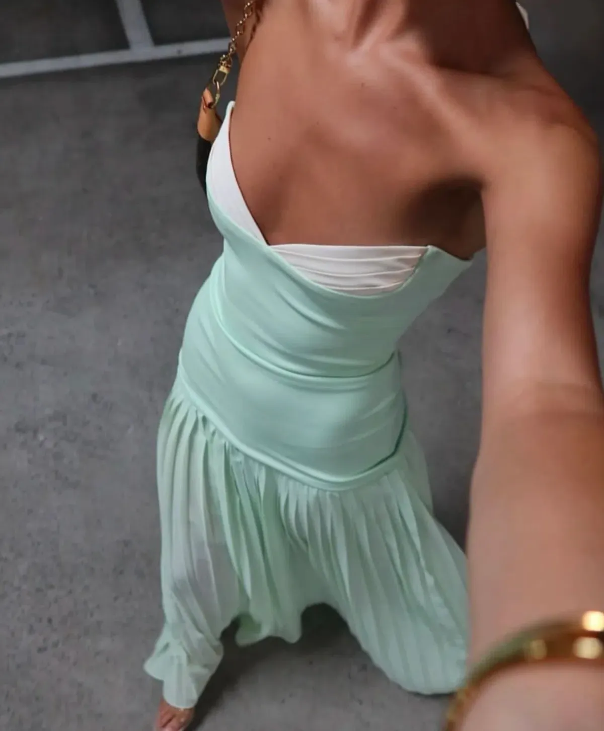 She is Olla Nicollette Gown Mint size 8 - Image 5