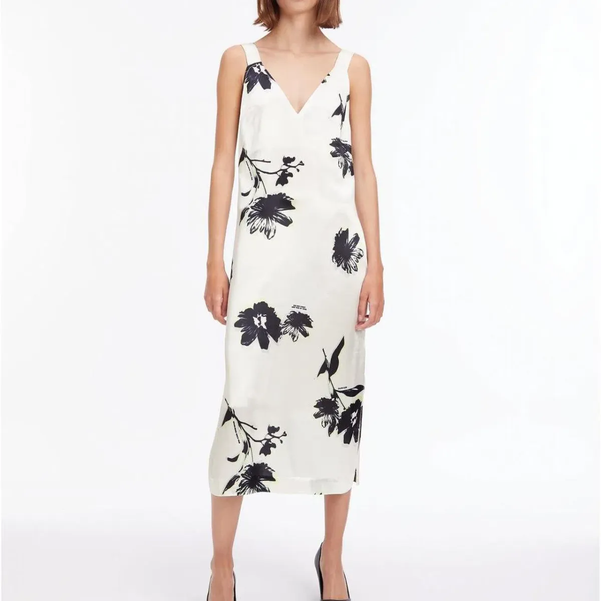 Calvin Klein Modern Floral Slip - Image 2