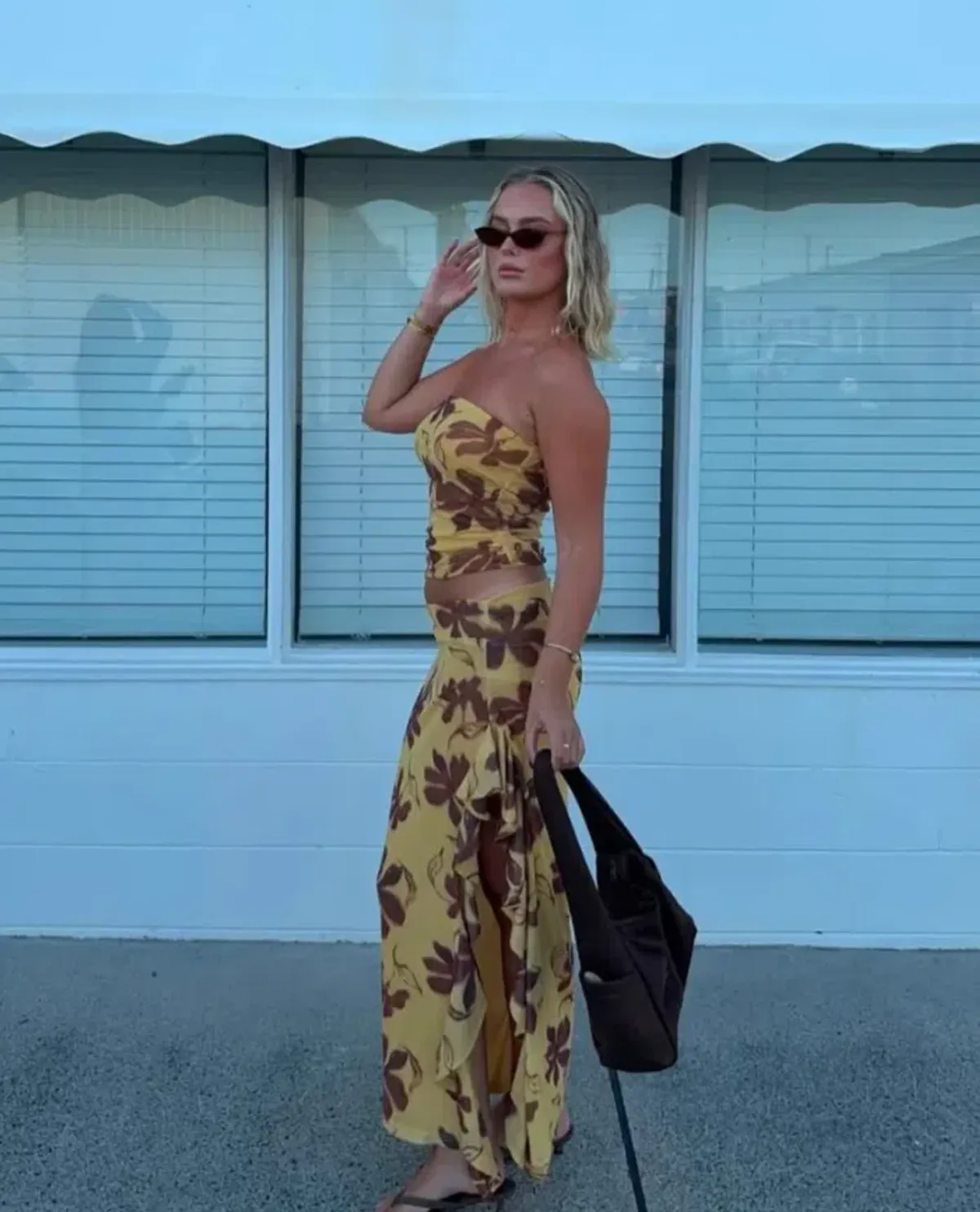 Benni Bindi Maxi Dress In Butter Floral Size 8 - Image 2