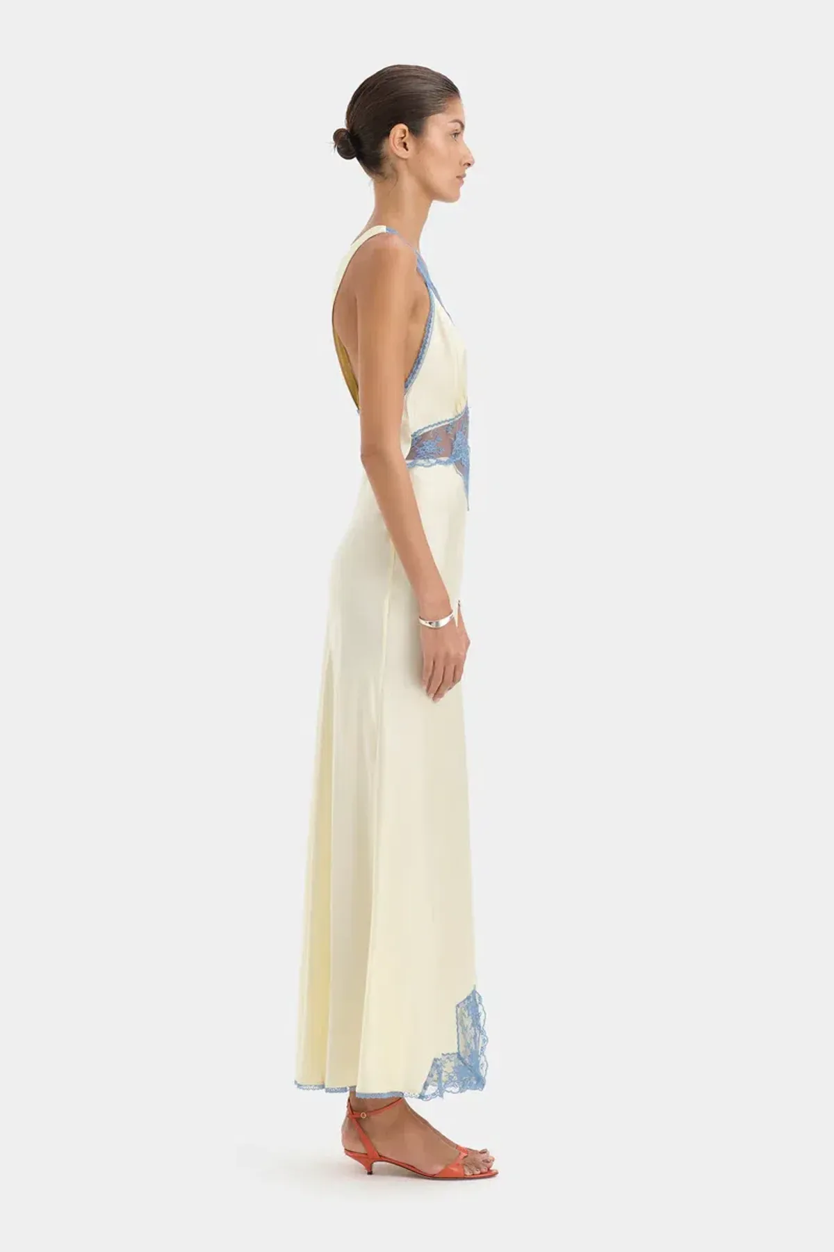 Sir ARIES CUT OUT GOWN Size 8 - Image 3