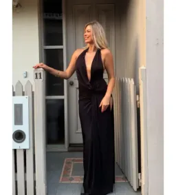 Natalie Rolt – Winona Gown (Black) Size 2 for rent on The Volte - image 8