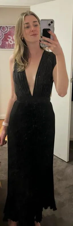 Lidee Gala dress in black, size 6  for rent on The Volte - image 2