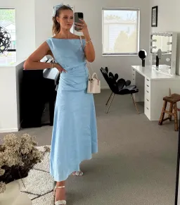 Sheike Nicco Dress size 12 Blue  for rent on The Volte - image 2