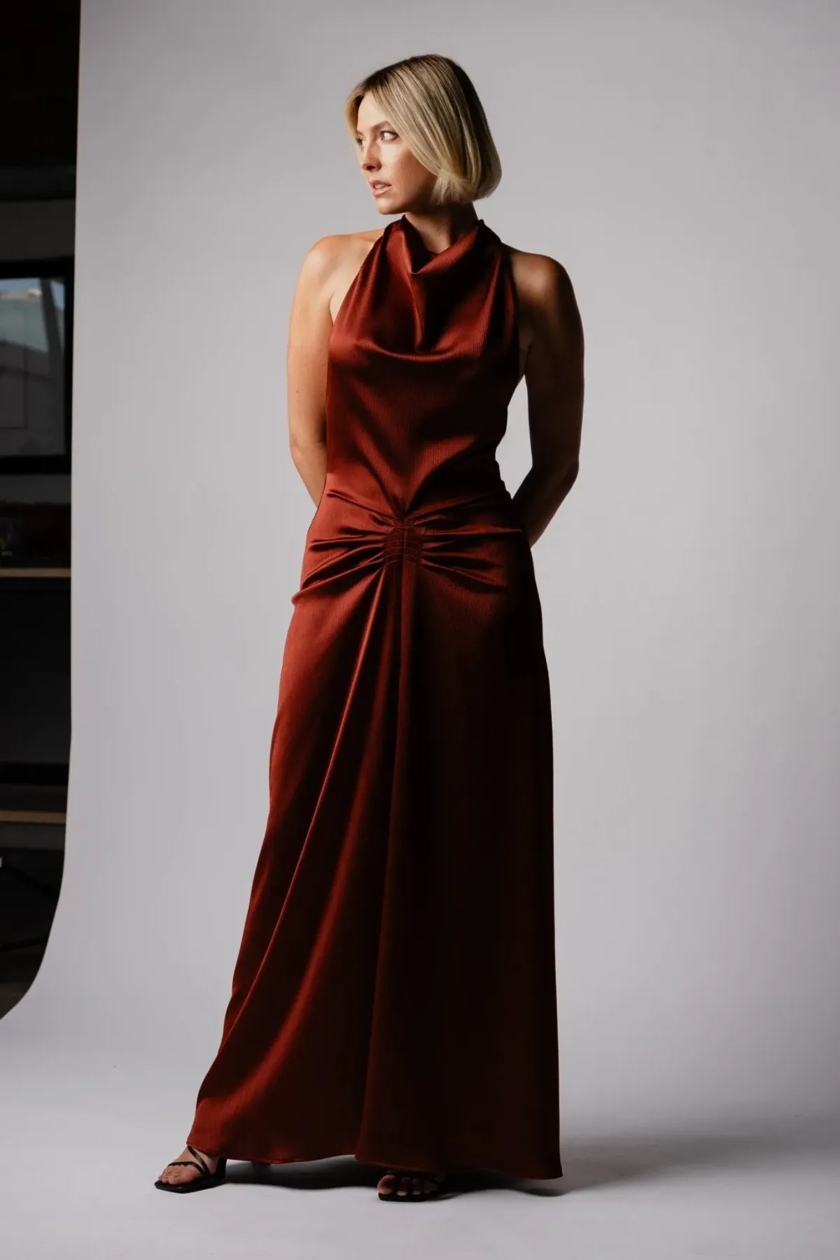 One Fell Swoop Caira Gown – Terra Rosa Satin Blush Size 8 - Image 5