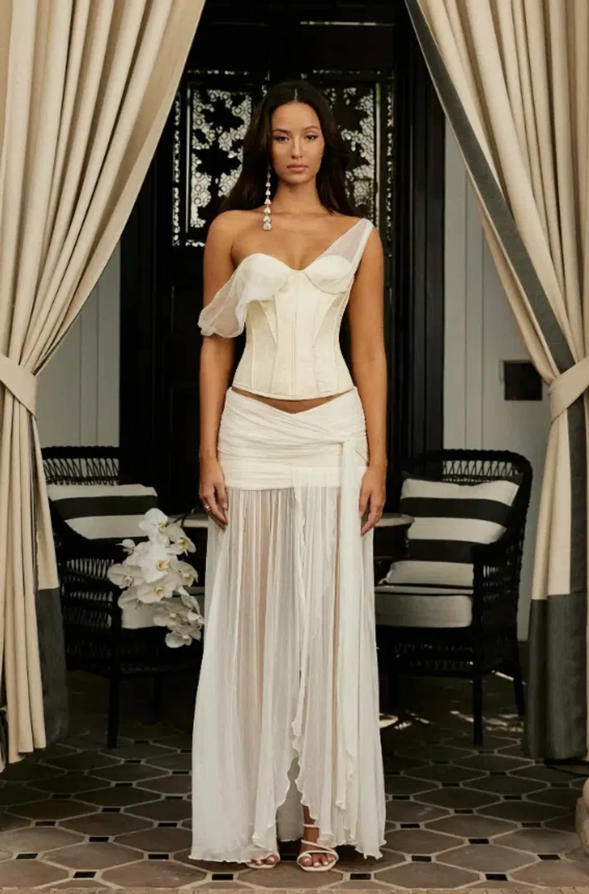 Sanea Season Saneha Corset Sita Skirt Set Cream Size S / AU 8 - Image 1