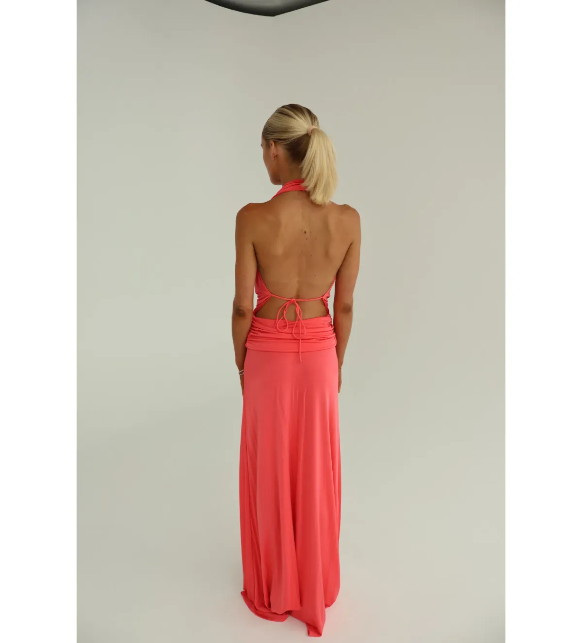 The New Arrivals Ilkyaz Ozel Tanit Draped Satin Gown in Pink Size AU6 - Image 7