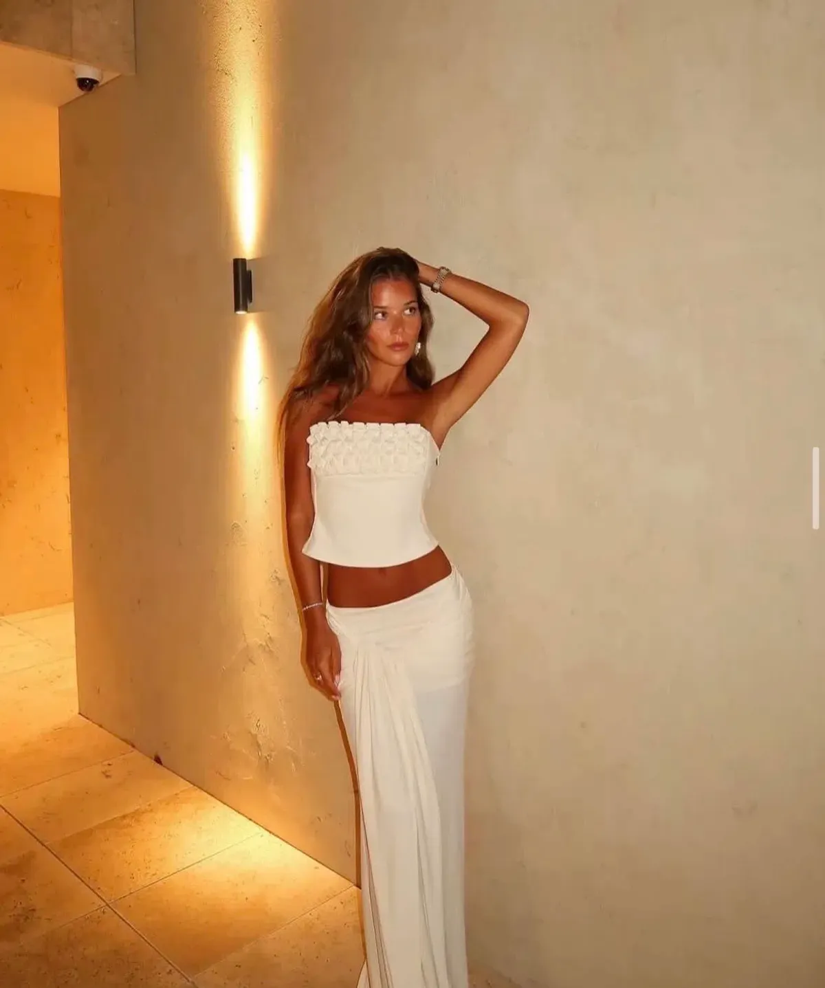 Ance Gria Jude Set in White Size Medium - Image 2