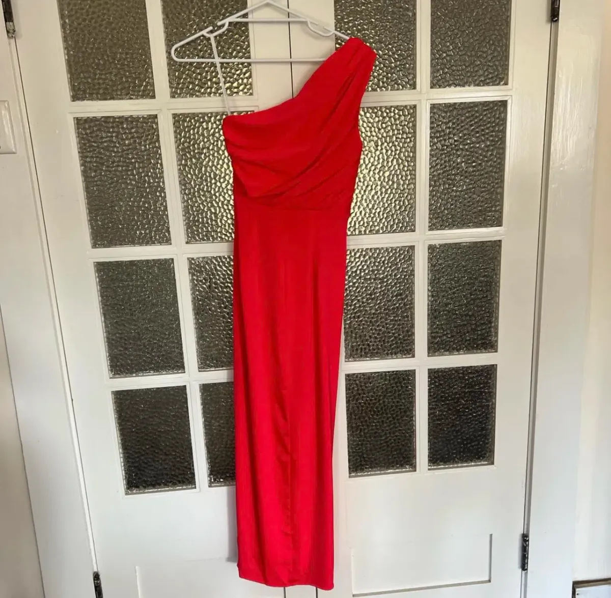 Sheike Kennedy one-shoulder draped maxi dress in raspberry. Size 6 - Image 4