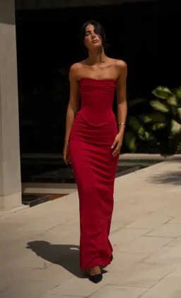 Hntr the label Louie gown wine  for rent on The Volte - image 3