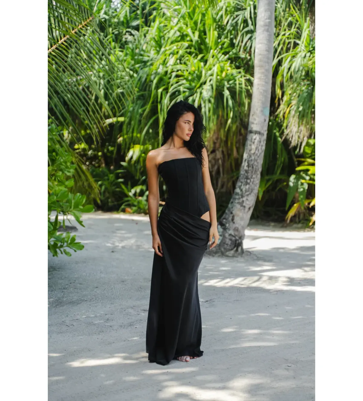 Hntr The Label Huxley Gown in Black Size M/AU10 - Image 1