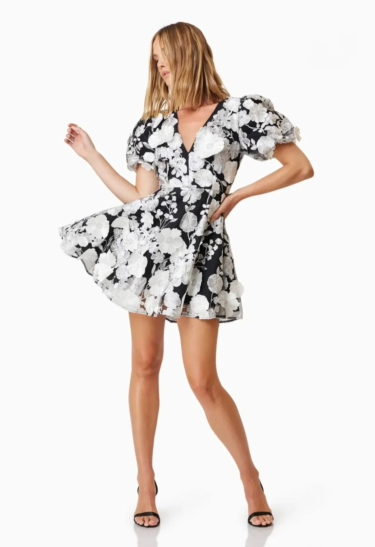 Elliatt Selene Floral Mini Dress Black Size M - Image 2