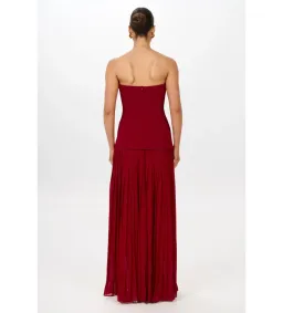 She is Olla Nicolette Dress in Raspberry Size L/AU12 for rent on The Volte - image 3