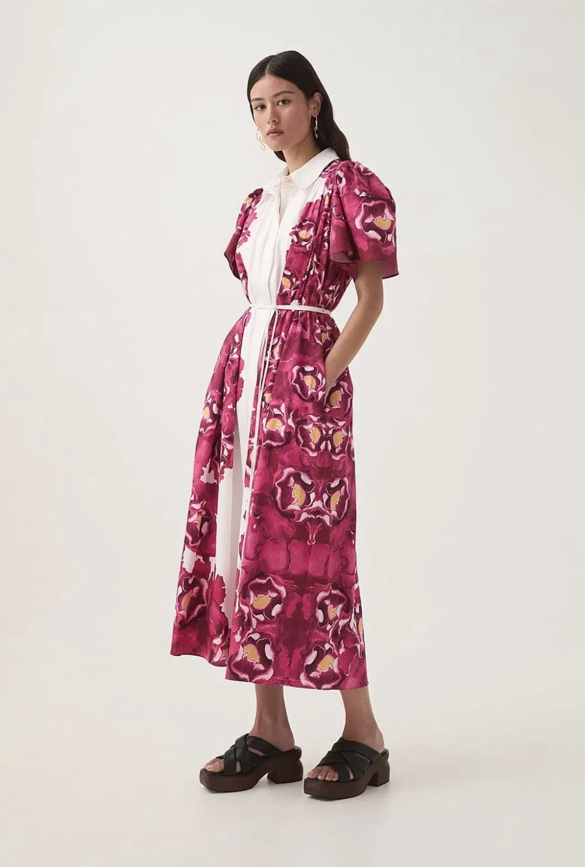 🩷 AJE Fernanda Midi Dress in Bold Blooming Pink Floral - Size 8 AU 🩷 - Image 2