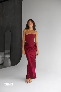 HOUSE OF CB PERSEPHONE WINE SIZE SMALL for rent on The Volte - image 1