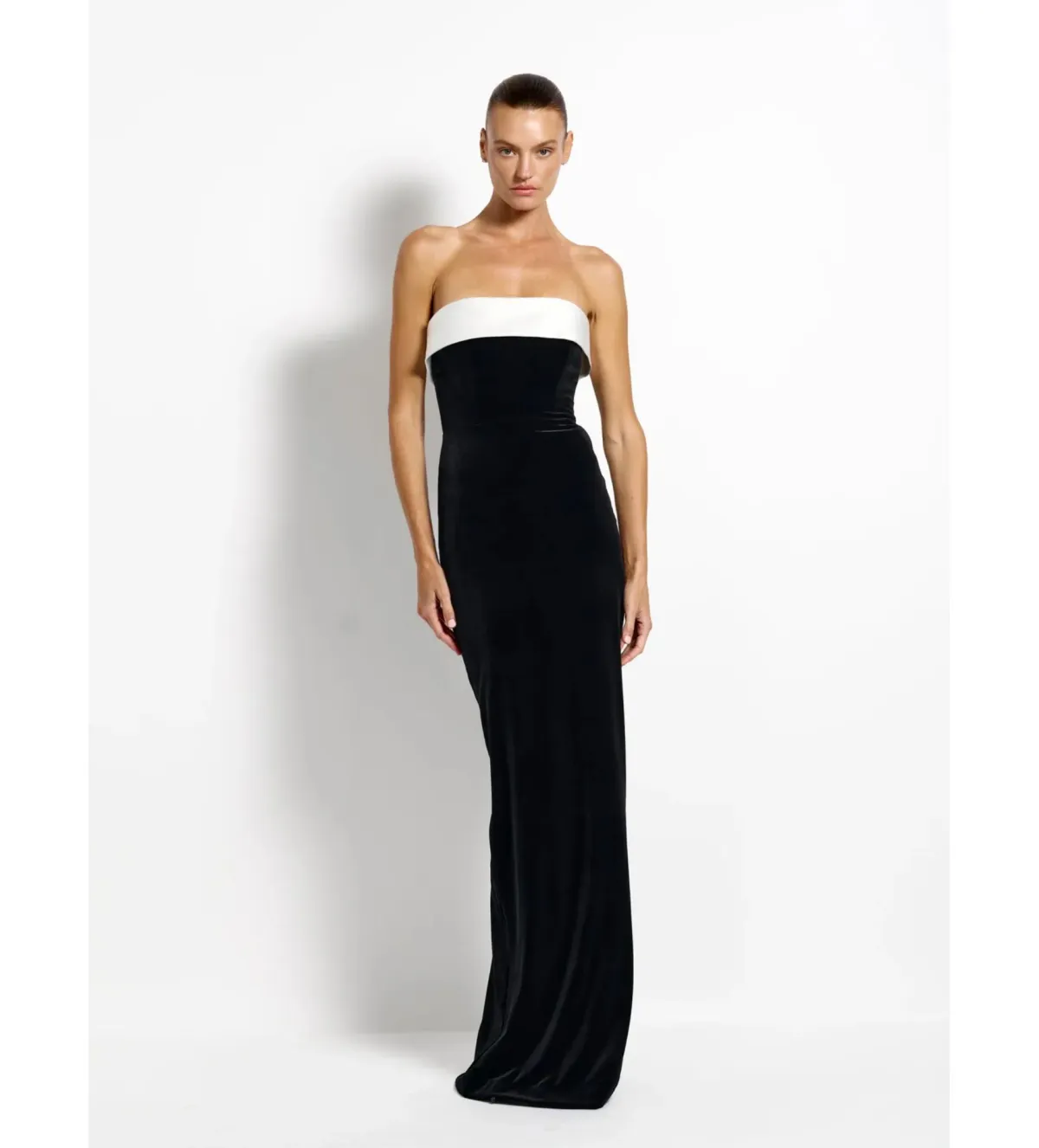 Effie Kats Madison Gown in Black Velvet Size 10 - Image 1