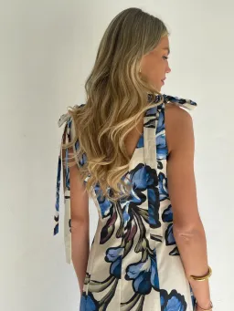 By Nicola Adeline Maxi Dress size 10 Wakiki Floral for rent on The Volte - image 3