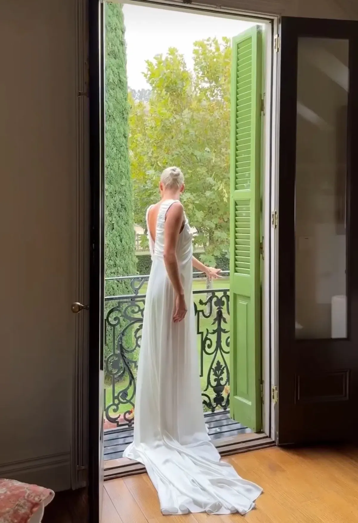 ACLER Patterson Gown Ivory 8 AU - Image 2