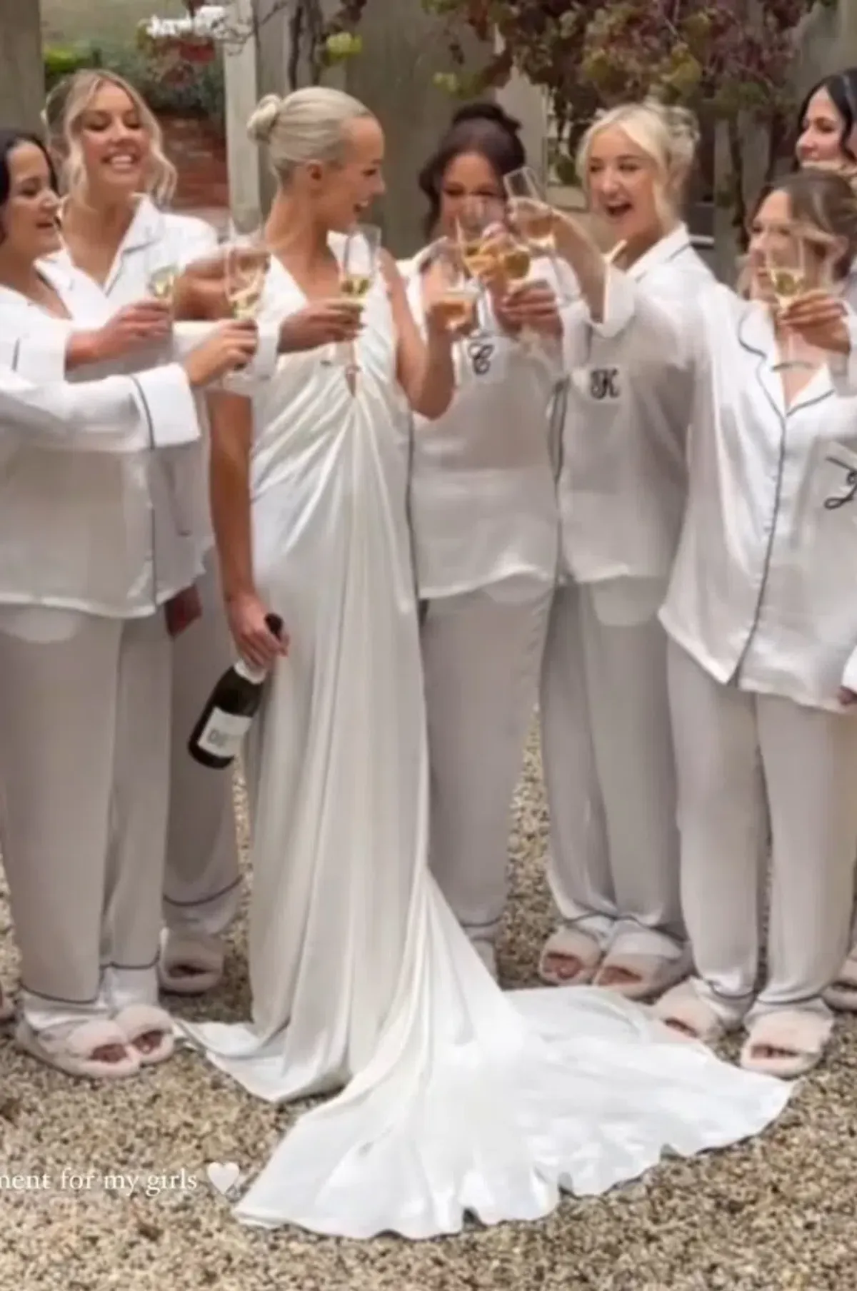 ACLER Patterson Gown Ivory 8 AU - Image 15