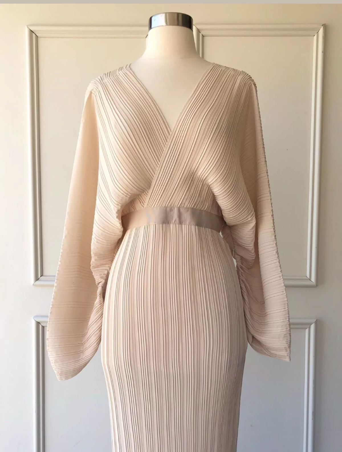 Country Road (Belted) Pleat Dress - Kimono Style - Image 3