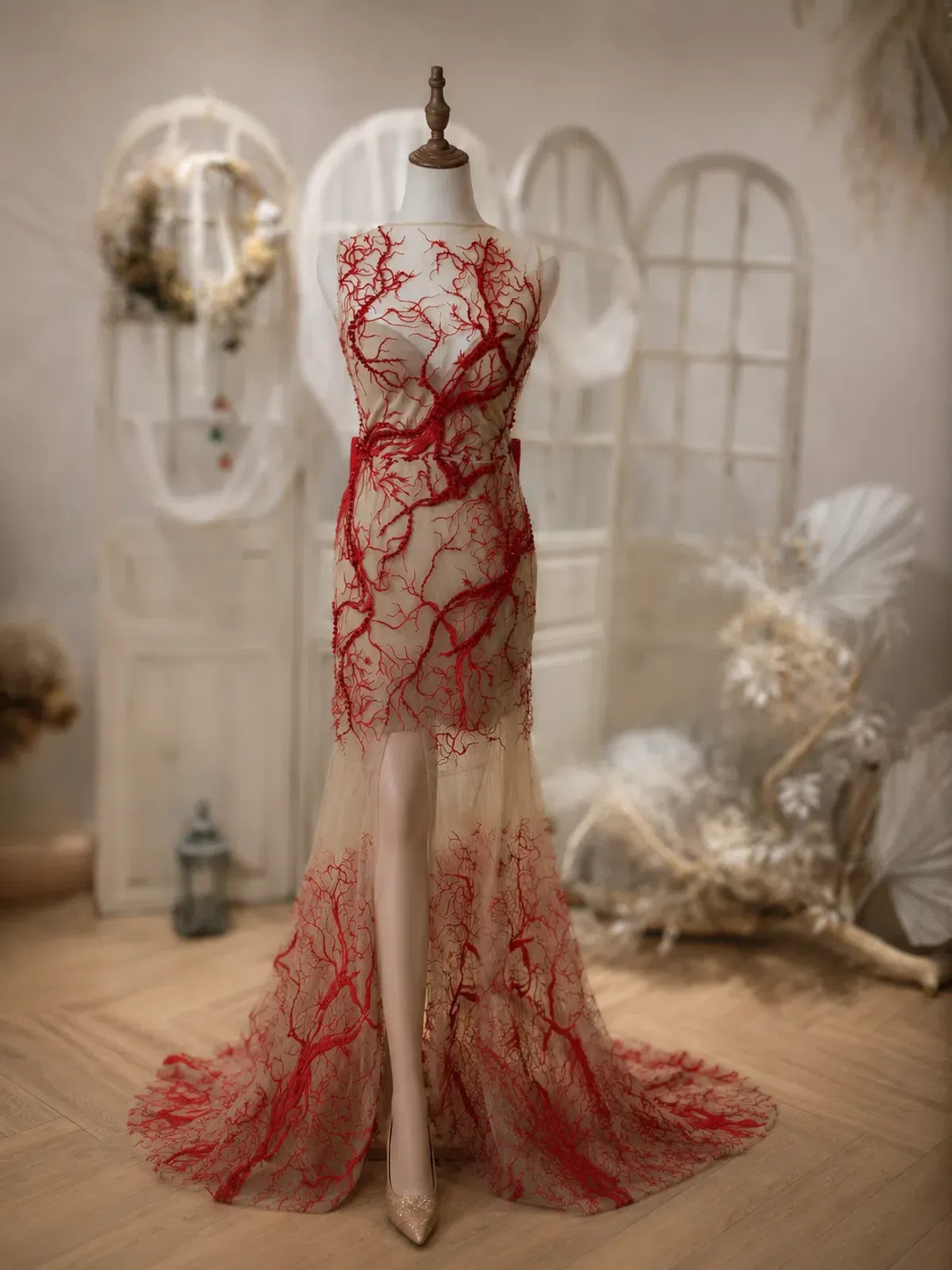 Tarik Ediz Coutre Coral Embroidered Mermaid Maxi Gown Red Size 6 - Image 3