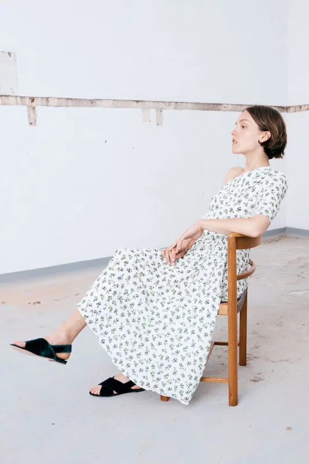Emilia Wickstead Kyle One Shoulder Crepe Midi Dress Floral Size 8 - Image 4